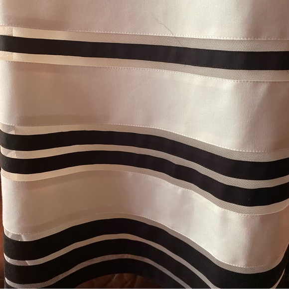 NWT Ann Taylor Black/White Stripe Strapless Tube Dress 8 Petite - Picture 5 of 11